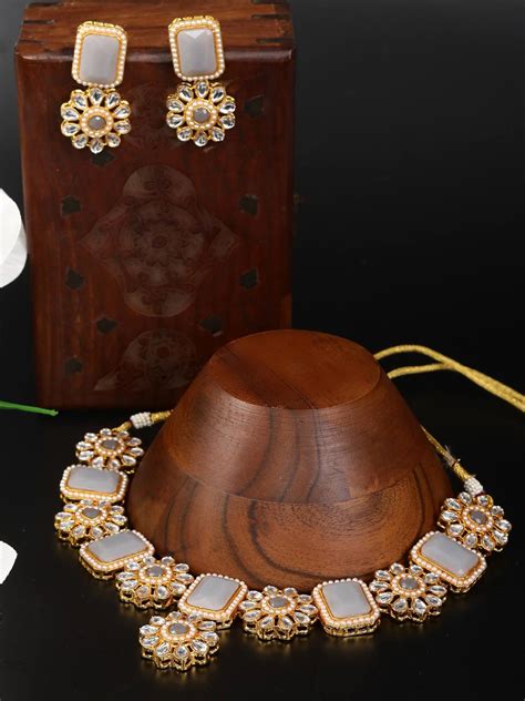 Grey Stones Kundan Gold Plated Jewellery Set – Priyaasi