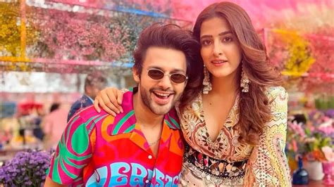 Kriti Sanon's Younger Sister Nupur To Marry Longtime Beau Stebin Ben In ...
