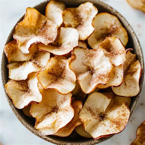 Homemade Baked Apple Chips - Healthy Snack Recipe - Savoury Flavor
