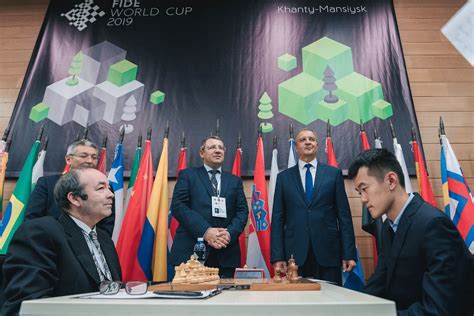 विश्व कप - हरिकृष्णा,अधिबन, निहाल का जीत से आगाज - ChessBase India