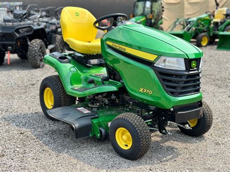 John Deere Lawn Mower