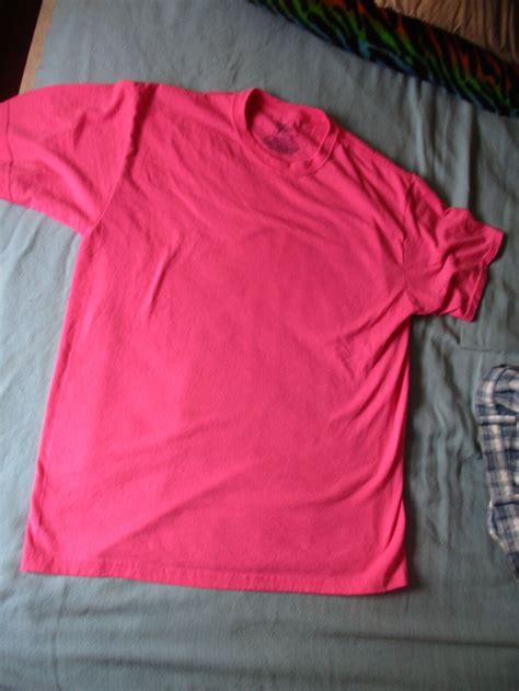 Vintage Men's Short Sleeve Neon Pink Tee Shirt Large Fruit of the Loom ...