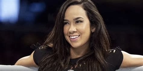 CM Punk Trying To Convince AJ Lee To Return To Wrestling