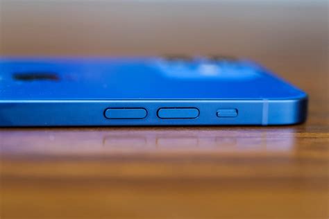 iPhone 12 Design 的图像结果