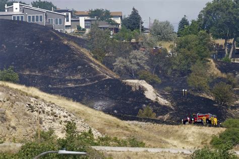 3 firefighters injured battling grass fire in Salt Lake City | AP News