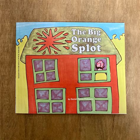 The Big Orange Splot | 素敵な洋書の絵本のお店 Read Leaf Books