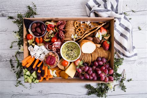 Making a Grazing Box 的图像结果