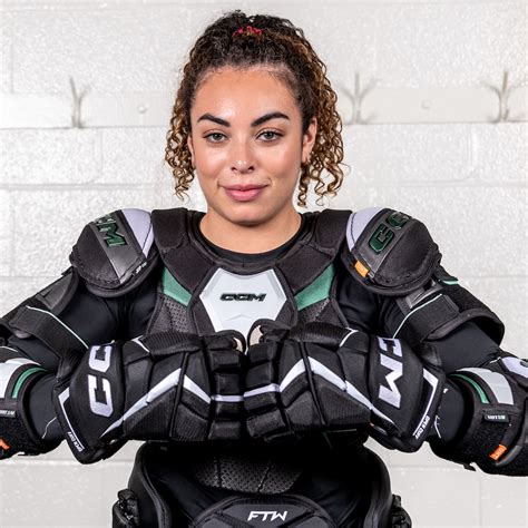 Hockey Gear 的图像结果