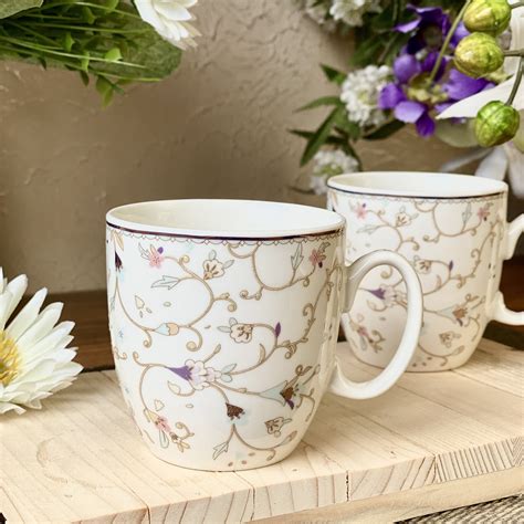 White Pattern Mug Set (Capacity 200 ML, Set of 6) – Vigneto