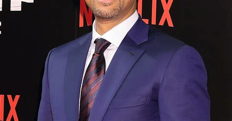 Aladdin Trailer Drops & Will Smith Genie Is Too Creepy