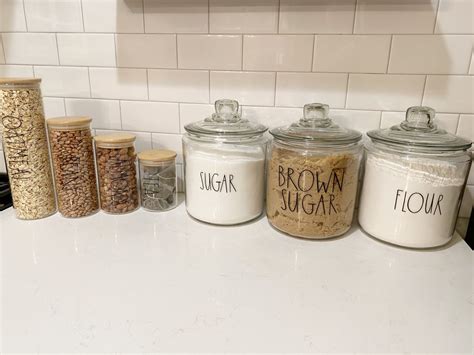 Kitchen Organization: Labels