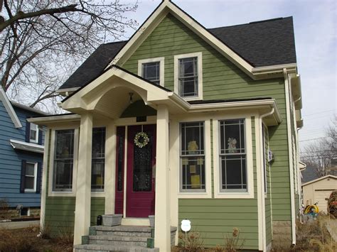 Like this exterior color, the green | Exterior paint colors for house ...