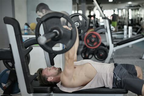 Gym Bench Press 的图像结果