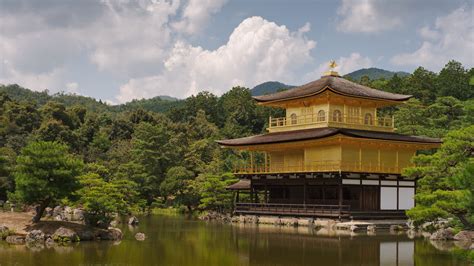 Download wallpaper 1366x768 pagoda, building, river, reflection tablet ...