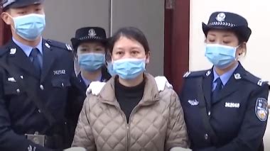 劳荣枝否认所有杀人指控：多处翻供 只承认参与绑架抢劫_凤凰网视频_凤凰网