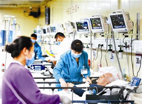 北京朝阳医院推急诊分级叫号 16名护工免费陪护重症患者 | 北晚新视觉