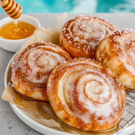 Classic Homemade Honey Buns – Fork Tide