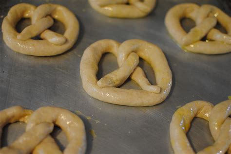 Homemade Pretzels in 30 Minutes | Baking Whole Grains
