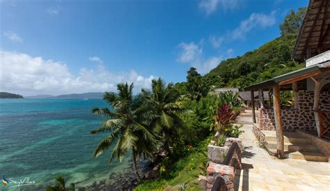Colibri Guesthouse - Kleines Hotel - Aussenbereich - Praslin ...