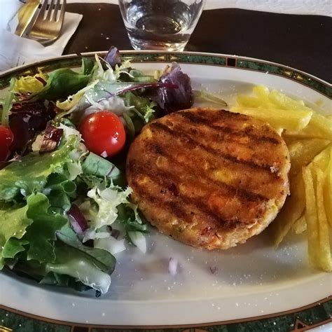 POSADA DE SERRADA (Serrada de la Fuente) - Inn Reviews, Photos, Rate ...