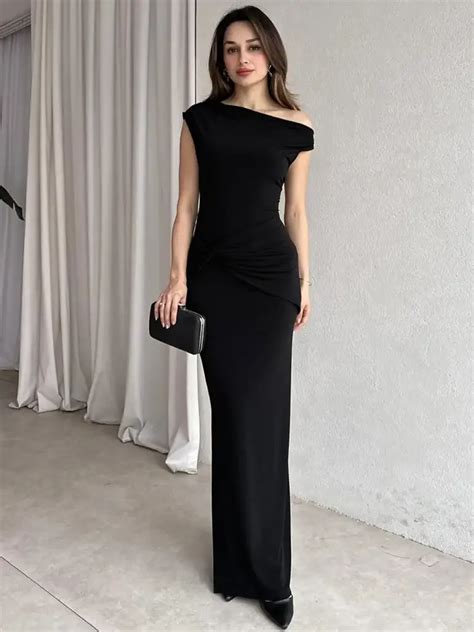 Elegant dresses to refresh your wardrobe during Myntra birthday blast