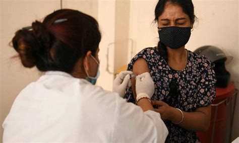 Fake Vaccination Messages: Is this how we achieved 100 crore jabs ...