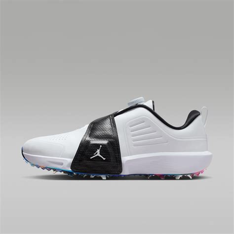 Golf Shoes. Nike BG