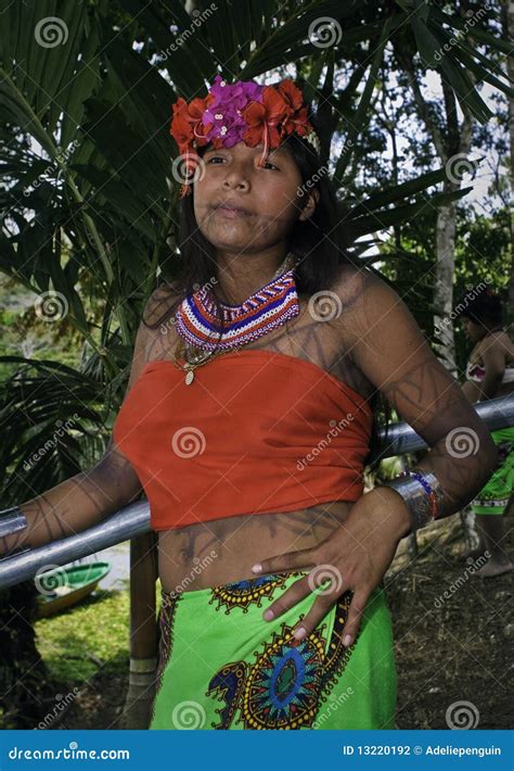 Native Embera Woman, Panama Editorial Photography - Image of tribe ...