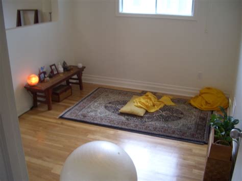 Image result for small at home yoga room ideas | Home yoga room, Meditation room diy, Meditation ...