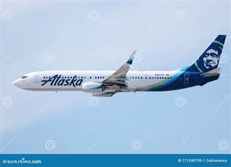 Alaska Airlines Taking Off from Los Angeles Airport LAX Editorial Stock ...