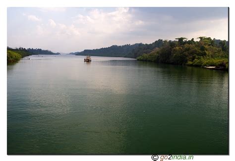 go2india.in : Sea and forest area near Baratang mid point in Andaman