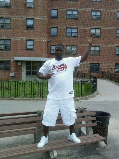 Man While Cover Meme 的图像结果