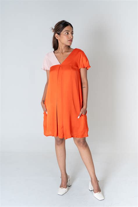 Neora By Nehal Chopra - Orange-pink Short Dress - Elahe