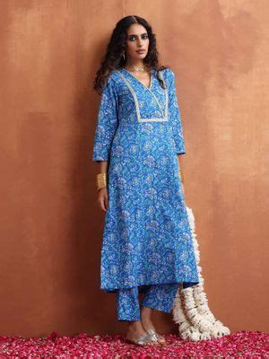 Buy trueBrowns Blue Print Straight Kurta with Pant (Set of 2) (2XS) Online