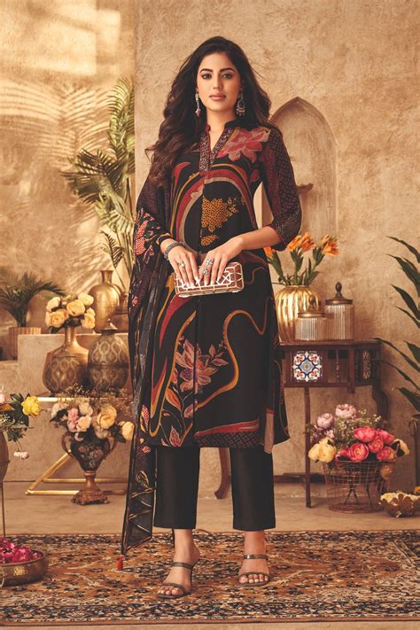 Black Floral Printed Georgette Silk Kurta Pants Set | Buy SALWAR Online ...