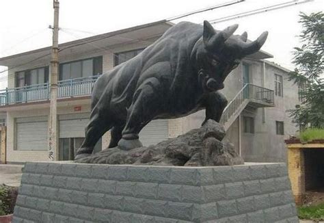 邢台123：邢台又称“卧牛城”和牛城，邢台这些牛的雕塑你知道都在那里吗？