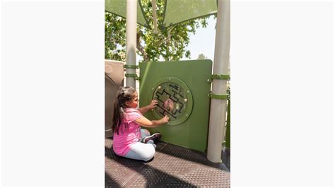 Sun Valley Recreation Center - Nature-Inspired Urban Playground