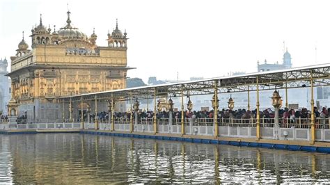 Five injured in Golden Temple attack as assailant strikes with iron rod