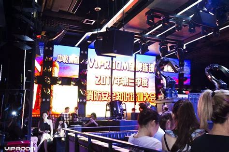 警钟长鸣，时刻谨记 |中乾集团 VIPROOM 品牌酒吧温州店2017年第三季度消防安全培训！