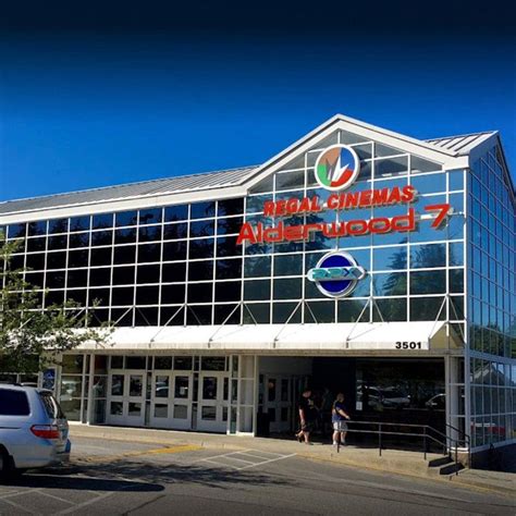 Regal Alderwood Stadium 7 - Seattle Area Attractions