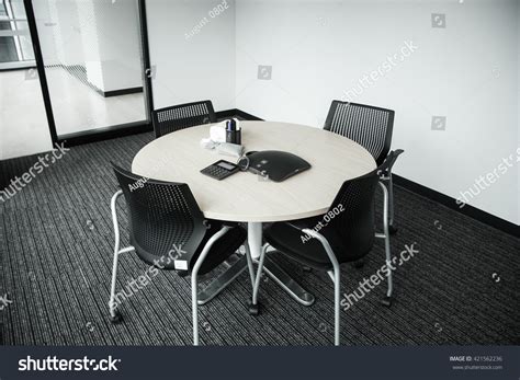 Board Room Meeting 的图像结果