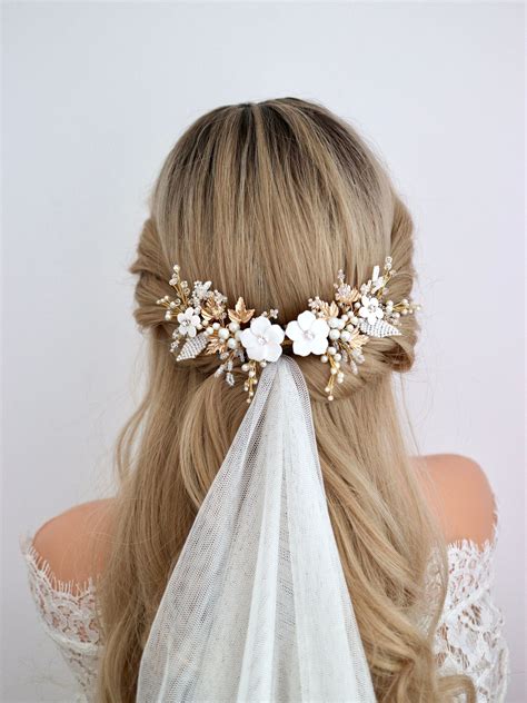White flower bridal hair comb gold floral wedding hairpiece with ...