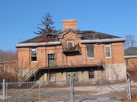 Kings Park psych center. : r/AbandonedPorn