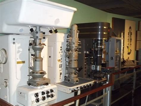 Image result for Microscope Optique