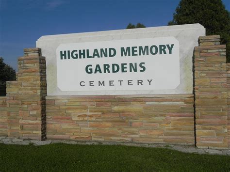 Highland Memory Gardens Cemetery | Fasci Garden
