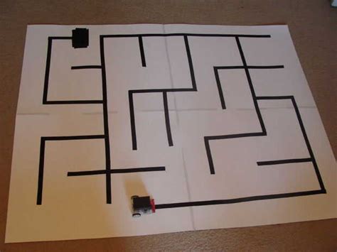 Image result for Robot Laberinto Arduino