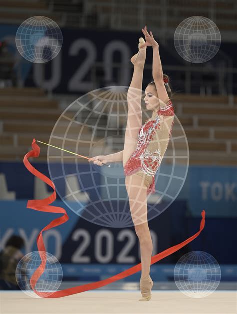 FIG Photos - image: Olympic Games Tokyo 2020: AVERINA Dina ROC - FIG Photos