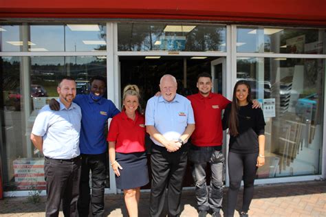 - Budget Carpets & Flooring Centres