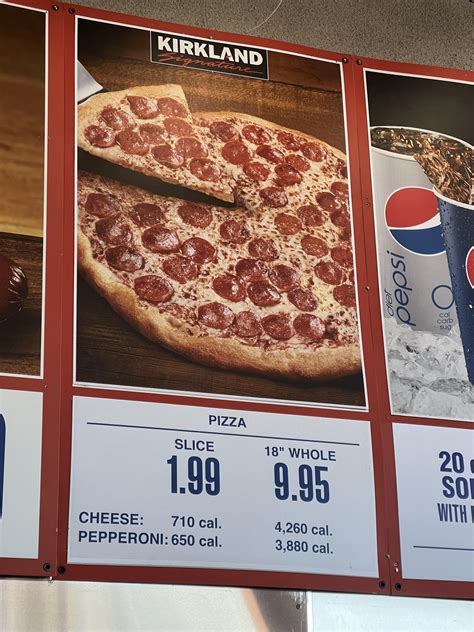Costco Cheese Pizza How Many Slices Are In A Costco Pizza? | The