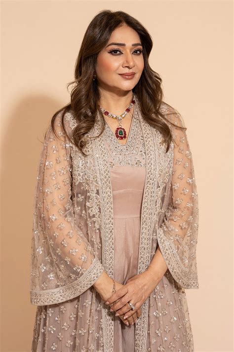 Shiraz – Ridhi Mehra